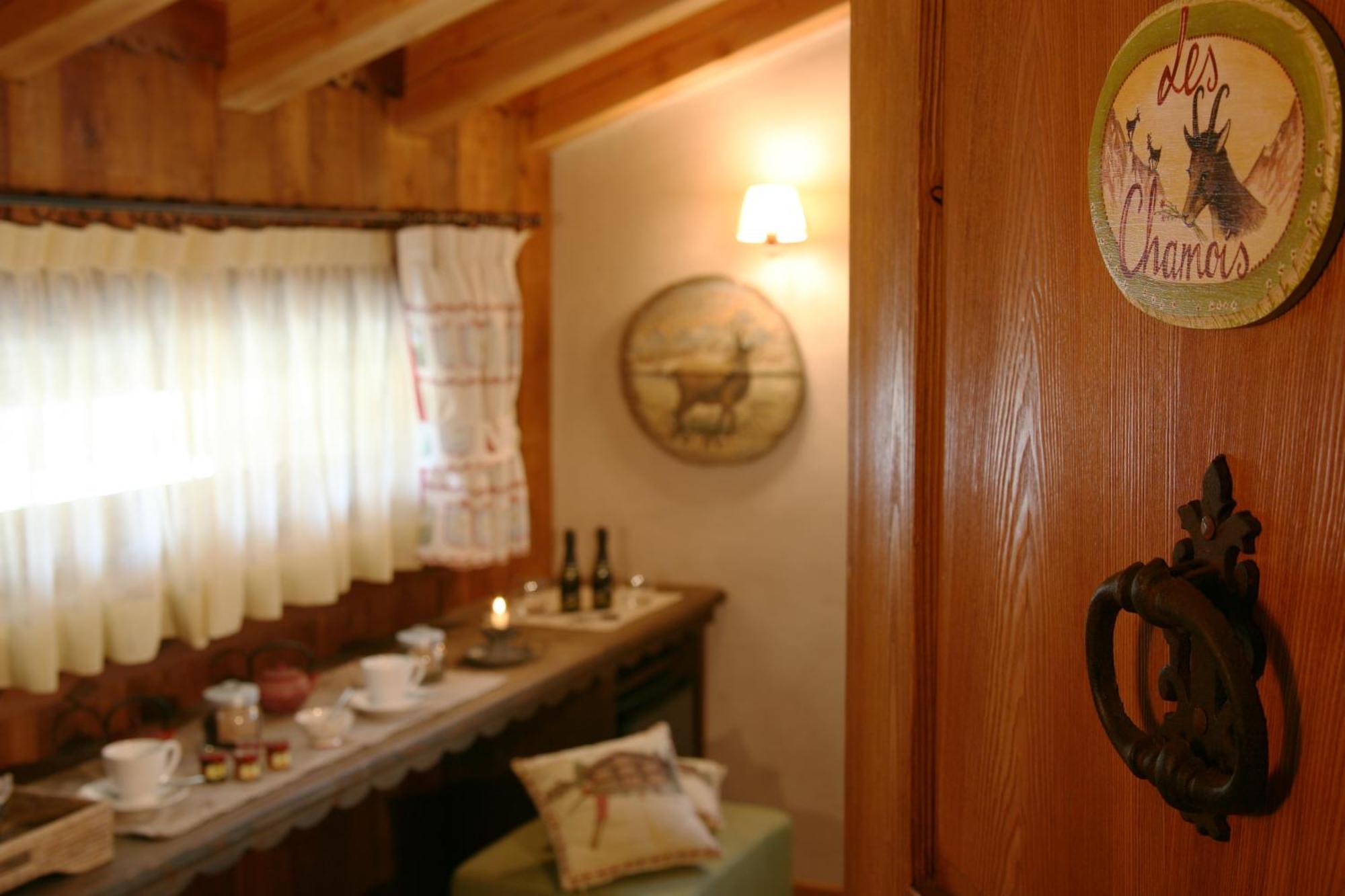 Hotel Letterario Locanda Collomb La Thuile Rum bild