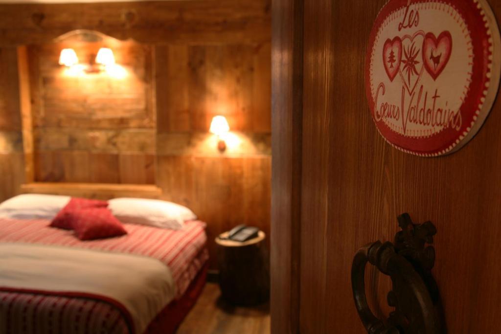 Hotel Letterario Locanda Collomb La Thuile Rum bild